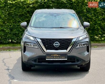 Серый Ниссан Rogue, объемом двигателя 1.5 л и пробегом 70 тыс. км за 22000 $, фото 3 на Automoto.ua