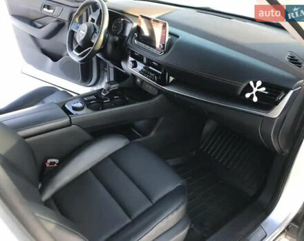 Серый Ниссан Rogue, объемом двигателя 1.48 л и пробегом 12 тыс. км за 23000 $, фото 5 на Automoto.ua