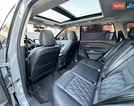 Сірий Ніссан Rogue, об'ємом двигуна 1.5 л та пробігом 18 тис. км за 26950 $, фото 38 на Automoto.ua