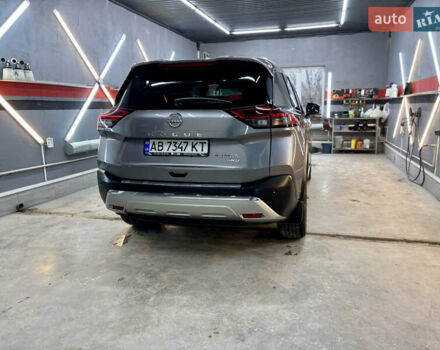 Серый Ниссан Rogue, объемом двигателя 1.5 л и пробегом 46 тыс. км за 26000 $, фото 10 на Automoto.ua