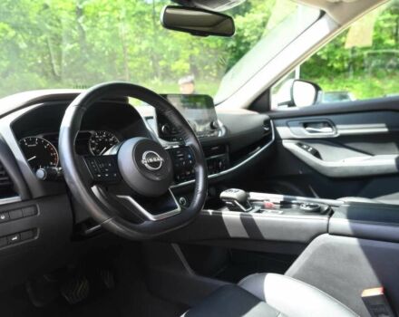 Серый Ниссан Rogue, объемом двигателя 1.5 л и пробегом 15 тыс. км за 18300 $, фото 7 на Automoto.ua