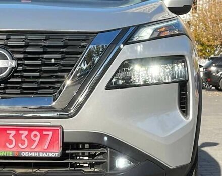 Серый Ниссан Rogue, объемом двигателя 1.5 л и пробегом 111 тыс. км за 23500 $, фото 3 на Automoto.ua