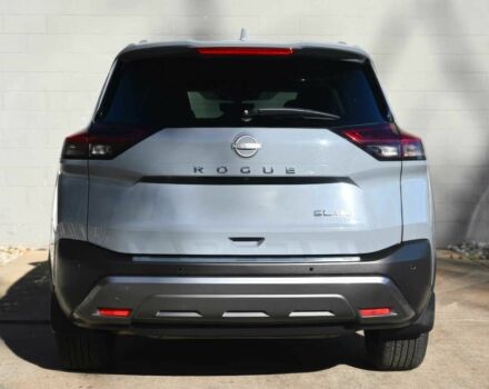 Серый Ниссан Rogue, объемом двигателя 1.5 л и пробегом 16 тыс. км за 10200 $, фото 4 на Automoto.ua