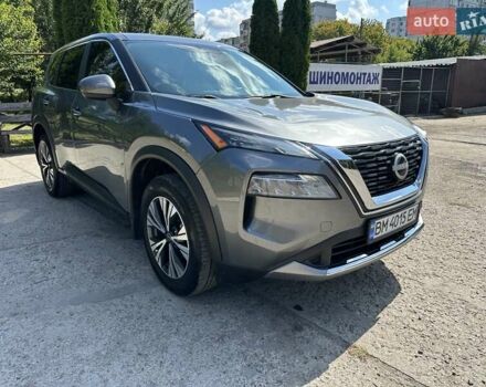 Серый Ниссан Rogue, объемом двигателя 1.5 л и пробегом 39 тыс. км за 21800 $, фото 2 на Automoto.ua