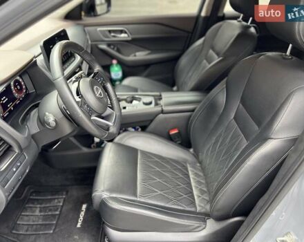 Серый Ниссан Rogue, объемом двигателя 1.5 л и пробегом 80 тыс. км за 29399 $, фото 33 на Automoto.ua