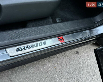 Серый Ниссан Rogue, объемом двигателя 1.5 л и пробегом 19 тыс. км за 20900 $, фото 20 на Automoto.ua