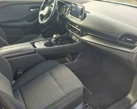 Сірий Ніссан Rogue, об'ємом двигуна 1.5 л та пробігом 76 тис. км за 20600 $, фото 12 на Automoto.ua