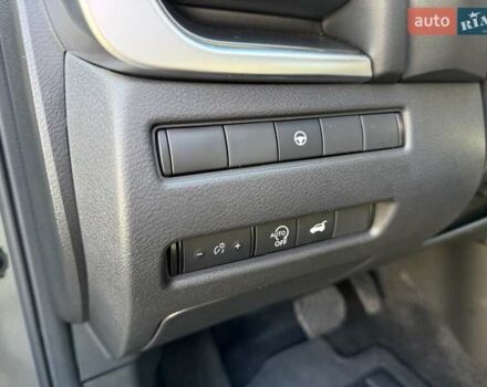 Серый Ниссан Rogue, объемом двигателя 1.5 л и пробегом 55 тыс. км за 25999 $, фото 29 на Automoto.ua