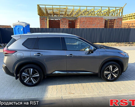 Серый Ниссан Rogue, объемом двигателя 1.5 л и пробегом 39 тыс. км за 27500 $, фото 1 на Automoto.ua