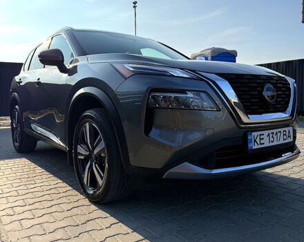 Серый Ниссан Rogue, объемом двигателя 1.5 л и пробегом 39 тыс. км за 27500 $, фото 4 на Automoto.ua