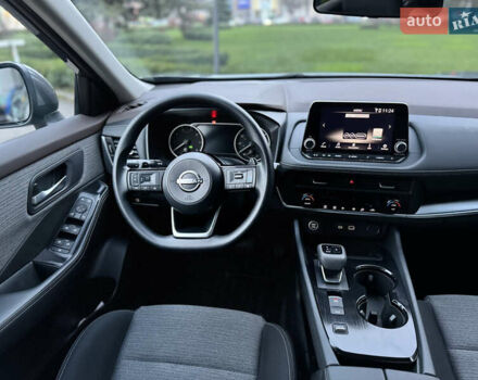 Серый Ниссан Rogue, объемом двигателя 1.5 л и пробегом 19 тыс. км за 20900 $, фото 15 на Automoto.ua