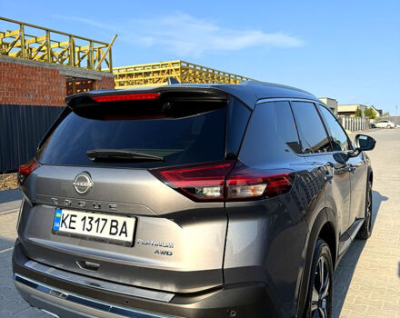 Серый Ниссан Rogue, объемом двигателя 1.5 л и пробегом 39 тыс. км за 27500 $, фото 2 на Automoto.ua