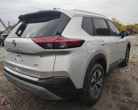 Сірий Ніссан Rogue, об'ємом двигуна 1.5 л та пробігом 7 тис. км за 14300 $, фото 4 на Automoto.ua