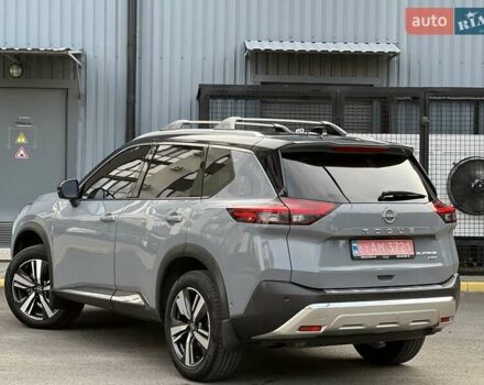 Серый Ниссан Rogue, объемом двигателя 1.5 л и пробегом 80 тыс. км за 29399 $, фото 15 на Automoto.ua