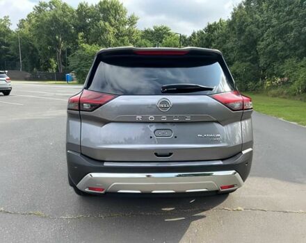 Сірий Ніссан Rogue, об'ємом двигуна 1.5 л та пробігом 19 тис. км за 12400 $, фото 5 на Automoto.ua