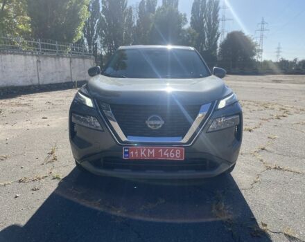 Серый Ниссан Rogue, объемом двигателя 1.5 л и пробегом 90 тыс. км за 22900 $, фото 2 на Automoto.ua