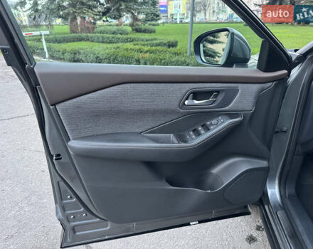 Серый Ниссан Rogue, объемом двигателя 1.5 л и пробегом 19 тыс. км за 20900 $, фото 10 на Automoto.ua