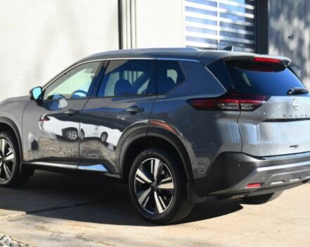 Серый Ниссан Rogue, объемом двигателя 1.5 л и пробегом 16 тыс. км за 10200 $, фото 3 на Automoto.ua