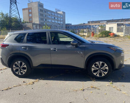 Серый Ниссан Rogue, объемом двигателя 1.5 л и пробегом 91 тыс. км за 22900 $, фото 4 на Automoto.ua