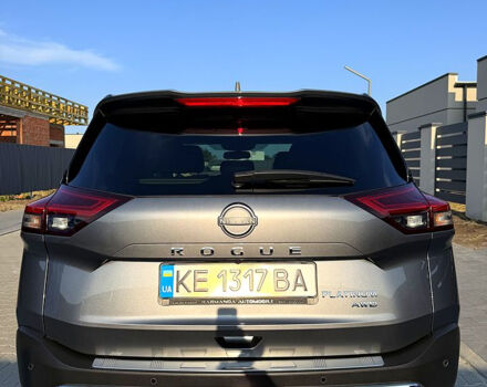 Серый Ниссан Rogue, объемом двигателя 1.5 л и пробегом 39 тыс. км за 27500 $, фото 3 на Automoto.ua