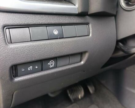 Сірий Ніссан Rogue, об'ємом двигуна 1.5 л та пробігом 76 тис. км за 20600 $, фото 8 на Automoto.ua