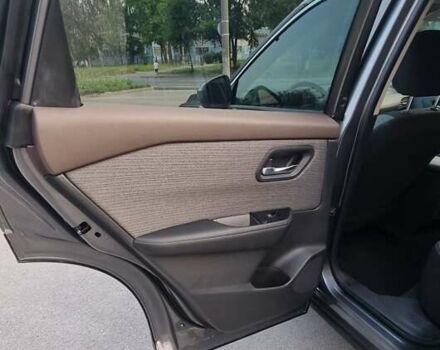 Серый Ниссан Rogue, объемом двигателя 1.5 л и пробегом 55 тыс. км за 22600 $, фото 20 на Automoto.ua