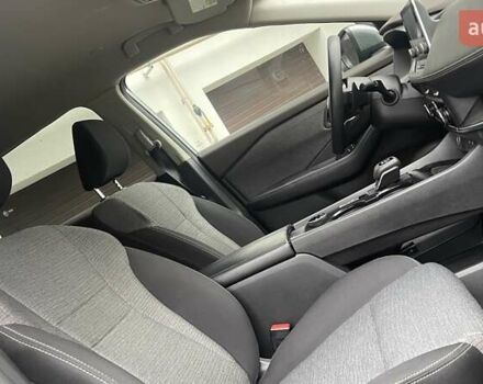 Серый Ниссан Rogue, объемом двигателя 1.5 л и пробегом 56 тыс. км за 21950 $, фото 32 на Automoto.ua