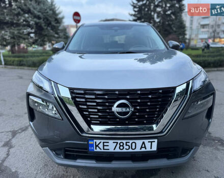 Серый Ниссан Rogue, объемом двигателя 1.5 л и пробегом 19 тыс. км за 20900 $, фото 3 на Automoto.ua