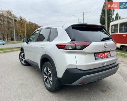 Серый Ниссан Rogue, объемом двигателя 1.5 л и пробегом 67 тыс. км за 20500 $, фото 7 на Automoto.ua