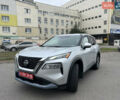 Серый Ниссан Rogue, объемом двигателя 1.5 л и пробегом 67 тыс. км за 20500 $, фото 1 на Automoto.ua