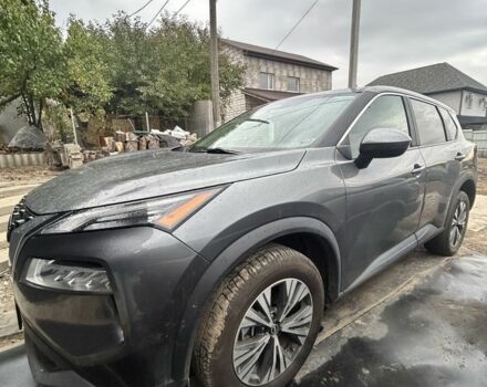 Сірий Ніссан Rogue, об'ємом двигуна 1.5 л та пробігом 82 тис. км за 22300 $, фото 3 на Automoto.ua