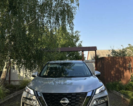 Сірий Ніссан Rogue, об'ємом двигуна 1.5 л та пробігом 62 тис. км за 22000 $, фото 2 на Automoto.ua