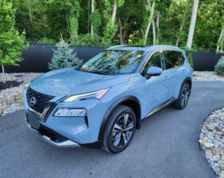 Сірий Ніссан Rogue, об'ємом двигуна 1.5 л та пробігом 30 тис. км за 13500 $, фото 2 на Automoto.ua