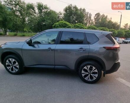 Серый Ниссан Rogue, объемом двигателя 1.5 л и пробегом 55 тыс. км за 22600 $, фото 4 на Automoto.ua