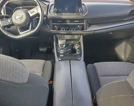 Сірий Ніссан Rogue, об'ємом двигуна 1.5 л та пробігом 76 тис. км за 20600 $, фото 19 на Automoto.ua