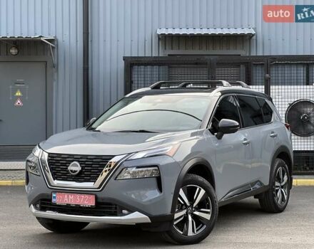Серый Ниссан Rogue, объемом двигателя 1.5 л и пробегом 80 тыс. км за 29399 $, фото 5 на Automoto.ua