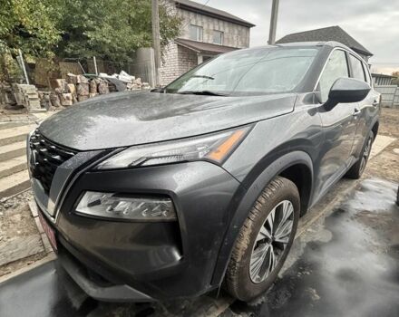 Сірий Ніссан Rogue, об'ємом двигуна 1.5 л та пробігом 82 тис. км за 22300 $, фото 4 на Automoto.ua