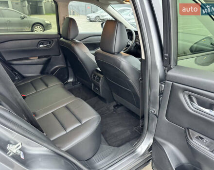 Серый Ниссан Rogue, объемом двигателя 1.5 л и пробегом 3 тыс. км за 26700 $, фото 46 на Automoto.ua