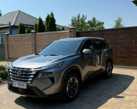 Серый Ниссан Rogue, объемом двигателя 1.5 л и пробегом 23 тыс. км за 26500 $, фото 1 на Automoto.ua
