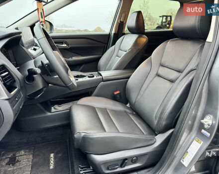 Серый Ниссан Rogue, объемом двигателя 1.5 л и пробегом 3 тыс. км за 26700 $, фото 27 на Automoto.ua