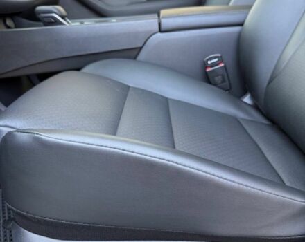 Сірий Ніссан Rogue, об'ємом двигуна 0 л та пробігом 6 тис. км за 25800 $, фото 17 на Automoto.ua