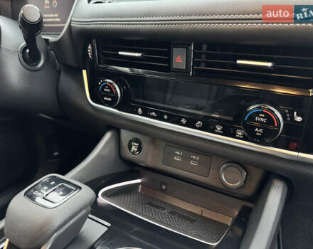 Серый Ниссан Rogue, объемом двигателя 1.5 л и пробегом 3 тыс. км за 26700 $, фото 49 на Automoto.ua