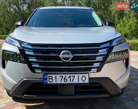 Серый Ниссан Rogue, объемом двигателя 1.5 л и пробегом 2 тыс. км за 27300 $, фото 2 на Automoto.ua
