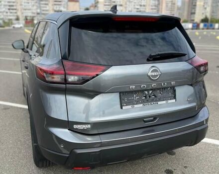 Серый Ниссан Rogue, объемом двигателя 1.5 л и пробегом 16 тыс. км за 26300 $, фото 5 на Automoto.ua