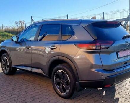 Серый Ниссан Rogue, объемом двигателя 1.5 л и пробегом 10 тыс. км за 24300 $, фото 2 на Automoto.ua