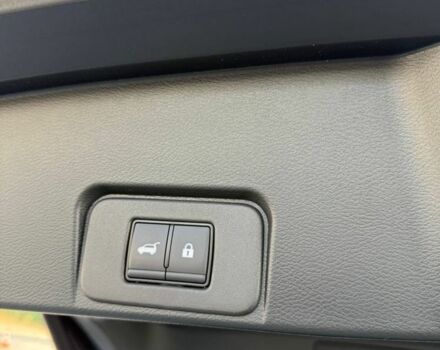 Сірий Ніссан Rogue, об'ємом двигуна 0 л та пробігом 6 тис. км за 25800 $, фото 5 на Automoto.ua