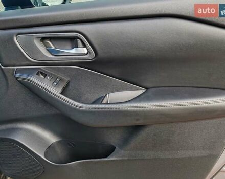 Серый Ниссан Rogue, объемом двигателя 1.5 л и пробегом 14 тыс. км за 24000 $, фото 24 на Automoto.ua