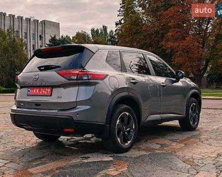 Серый Ниссан Rogue, объемом двигателя 1.5 л и пробегом 14 тыс. км за 24000 $, фото 13 на Automoto.ua