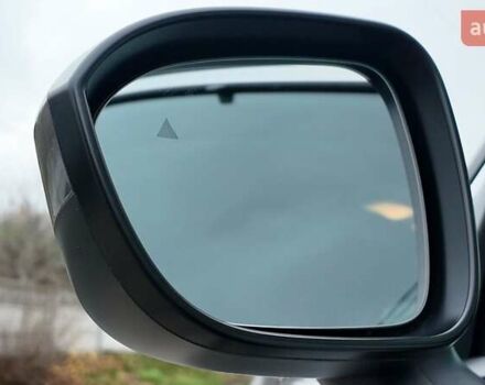 Сірий Ніссан Rogue, об'ємом двигуна 1.5 л та пробігом 4 тис. км за 25800 $, фото 6 на Automoto.ua