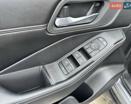 Серый Ниссан Rogue, объемом двигателя 1.5 л и пробегом 3 тыс. км за 26700 $, фото 50 на Automoto.ua